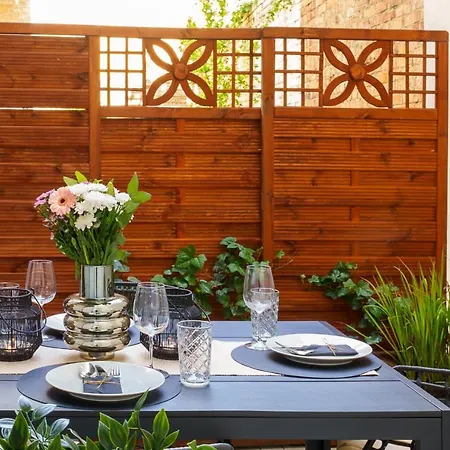 Apartamento Fuer 4 Mit Terrasse Im Herzen Der Innenstadt